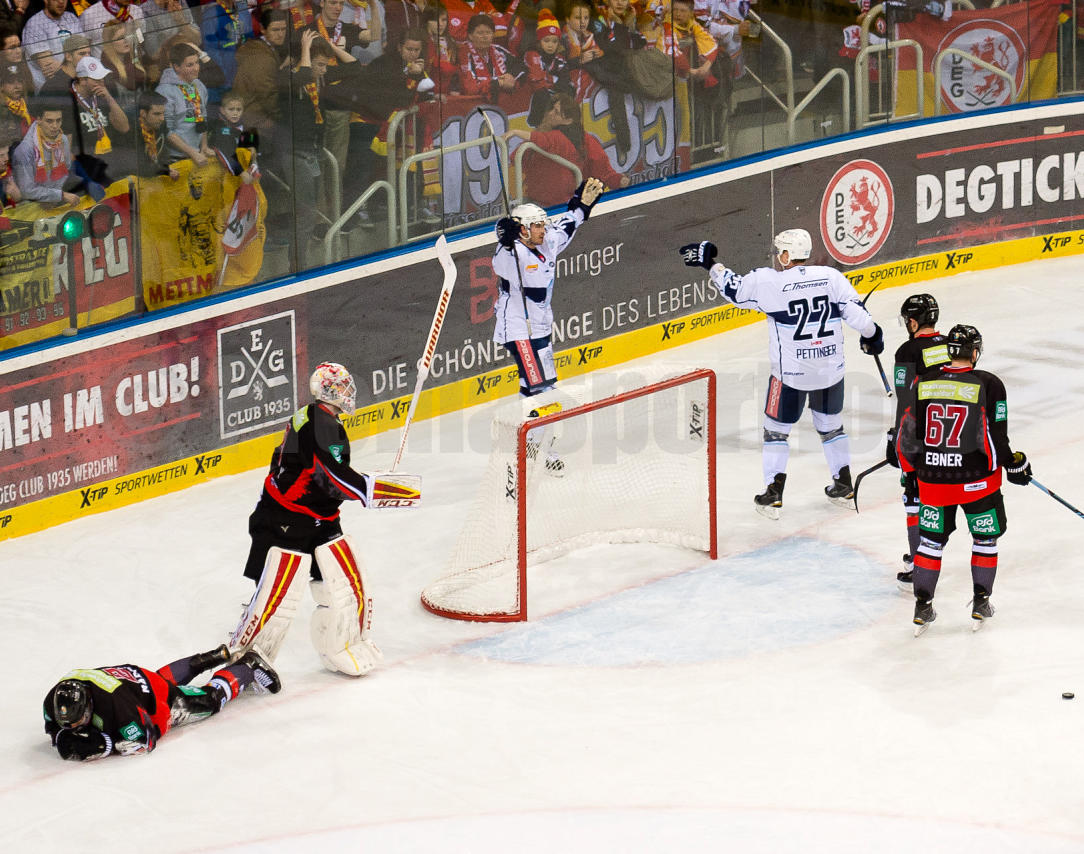 Playoffs Viertelfinale Düsseldorfer EG / Hamburg Freezers