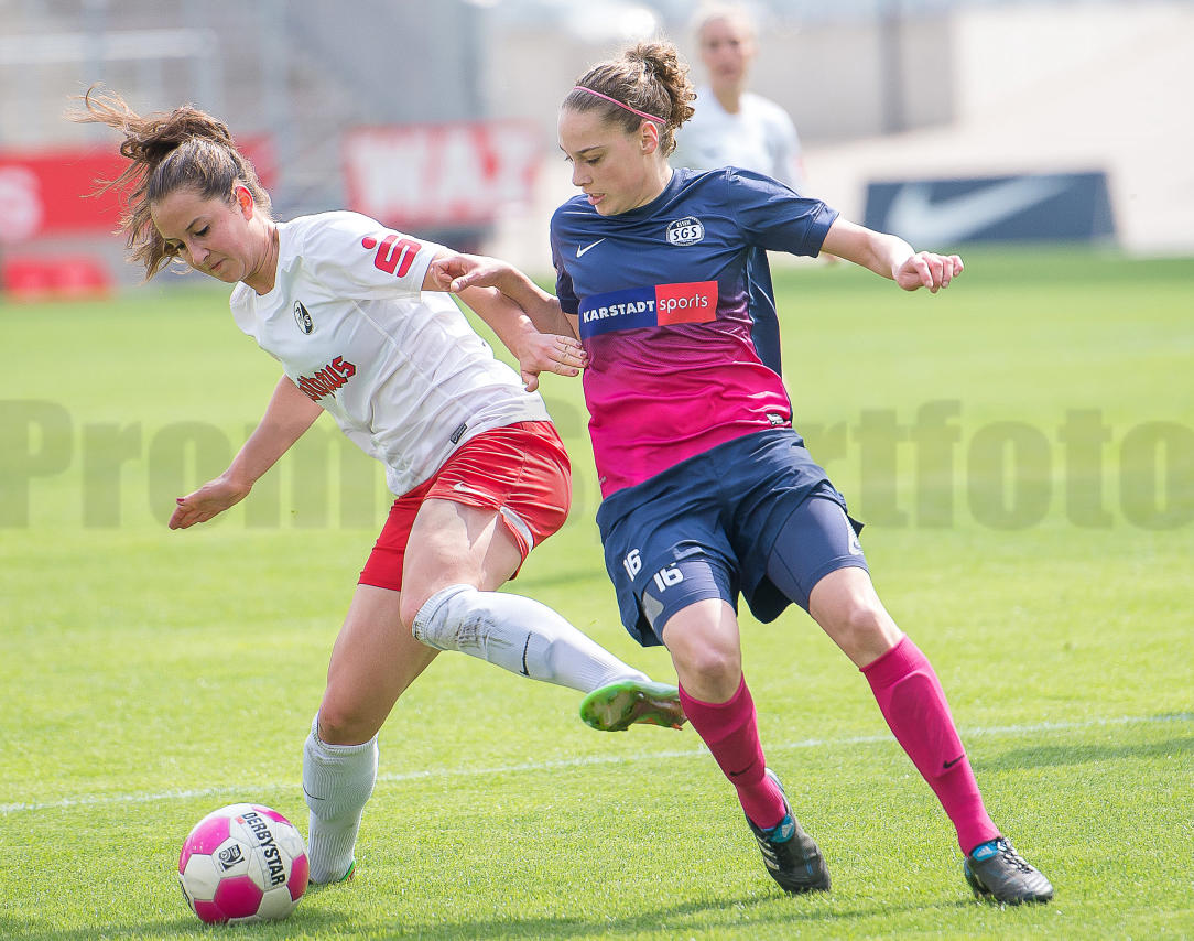 DFB-Pokal Halbfinale der Frauen 2014 in Essen