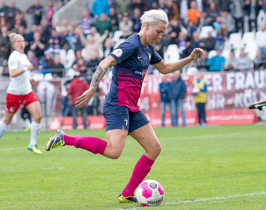 DFB-Pokal Halbfinale der Frauen 2014 in Essen