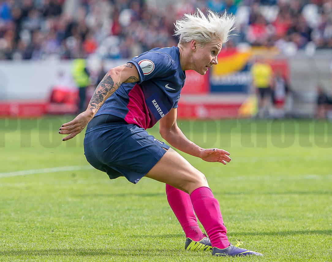 DFB-Pokal Halbfinale der Frauen 2014 in Essen