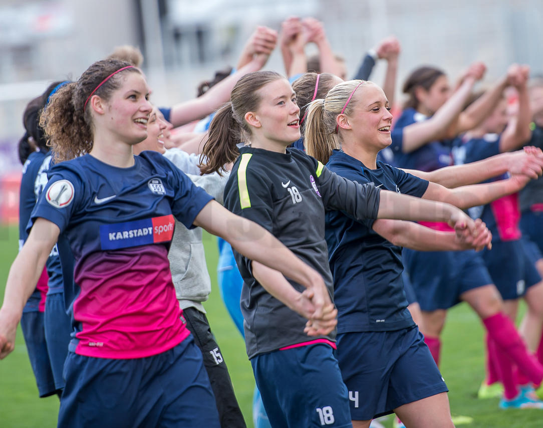 DFB-Pokal Halbfinale der Frauen 2014 in Essen