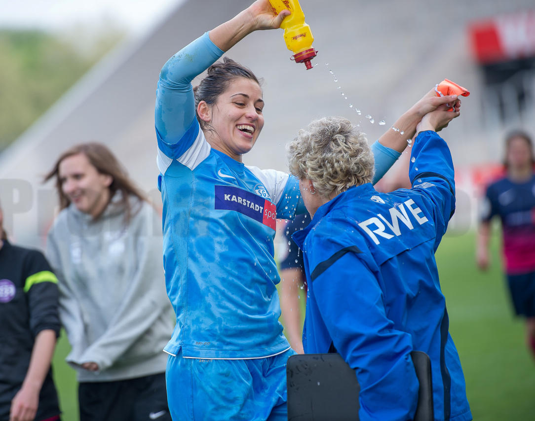 DFB-Pokal Halbfinale der Frauen 2014 in Essen