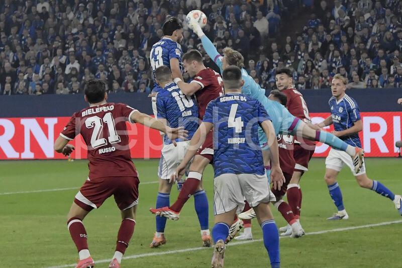 14.03. Bayer Leverkusen vs FC Bayern Muenchen